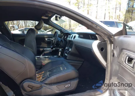 2015 Ford Mustang Ecoboost z USA, uszkodzony, nr VIN 1FA6P8TH2F5417577